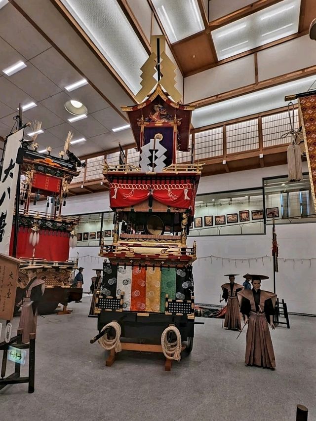 TAKAYAMA MATSURI YARAI KAIKAN.