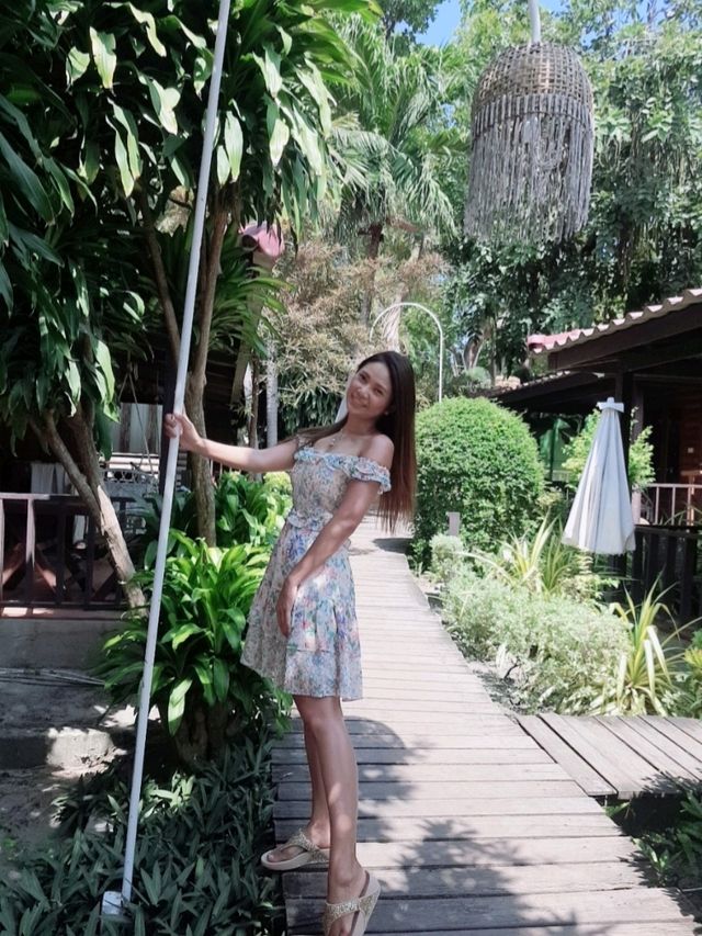 TonsakCafe  เกาะเสม็ด ระยอง