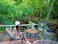 The Hidden Falls ในสวนลับศรีราชา