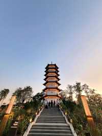 Cloud Pagoda: A Quiet Escape in the Chinese Garden