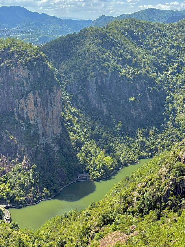 한여름에 다녀온 天台山 대폭포 – 계단 지옥 끝에 만난 장관⛰️