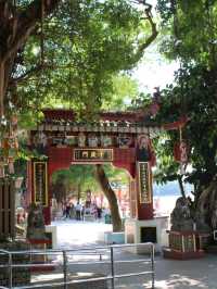 Tin Hau and Kwun Yum Statues.