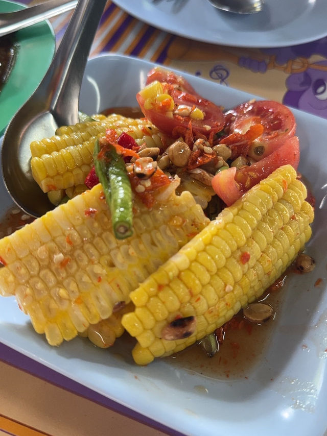 ส้มตำ ครัวน้องเนมไทรม้า