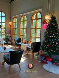 Mount Wind Tree Cafe