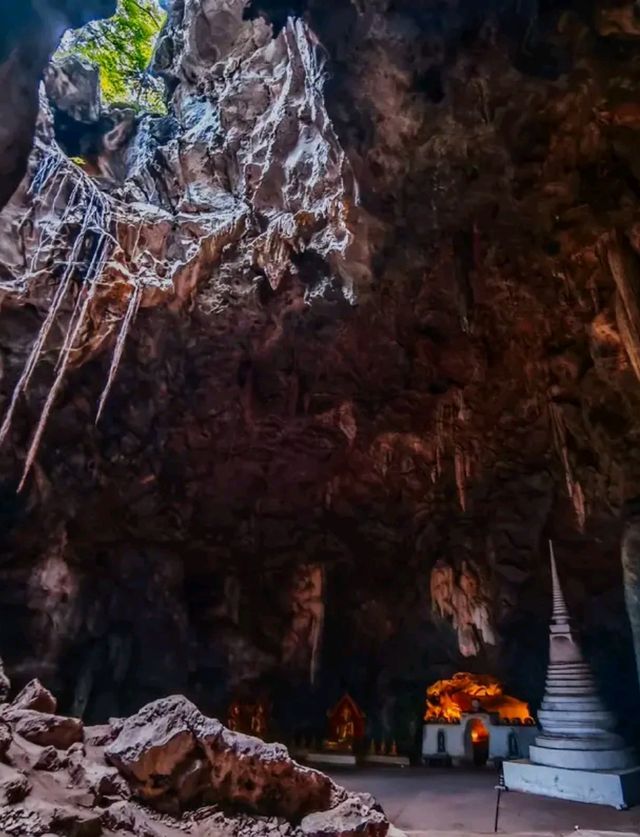 ถ้ำเขาหลวง เพชรบุรี
