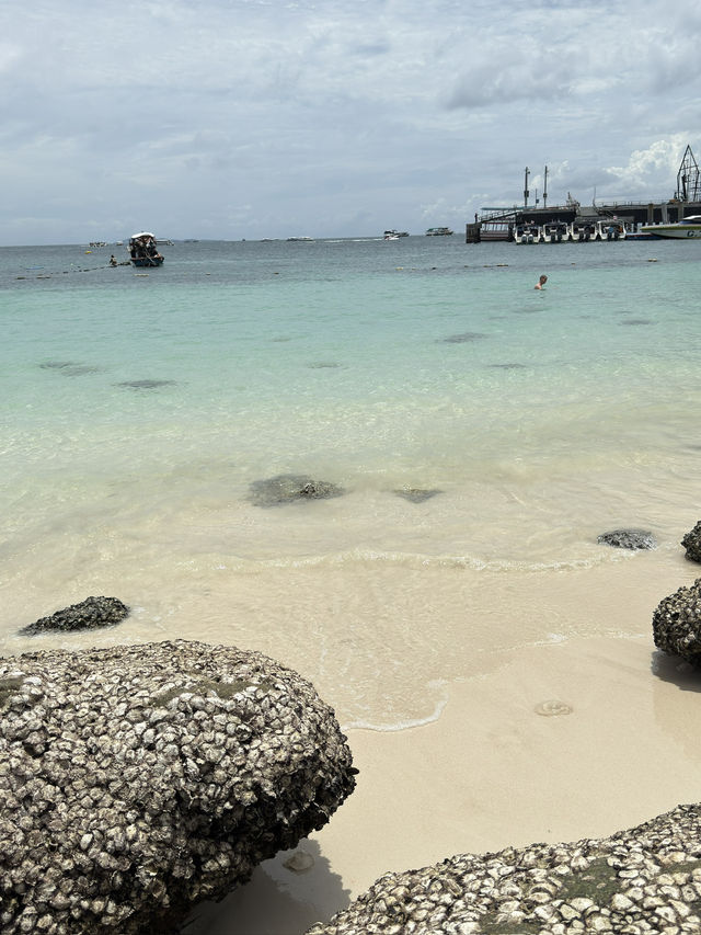 🌊มุมถ่ายรูปเกาะล้านน้ำใส หาดทรายขาวมาก  