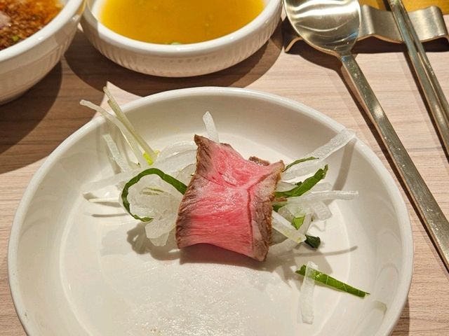 🥩 “Mall Dining, Mastered” – Hanwoori, Lotte World Mall