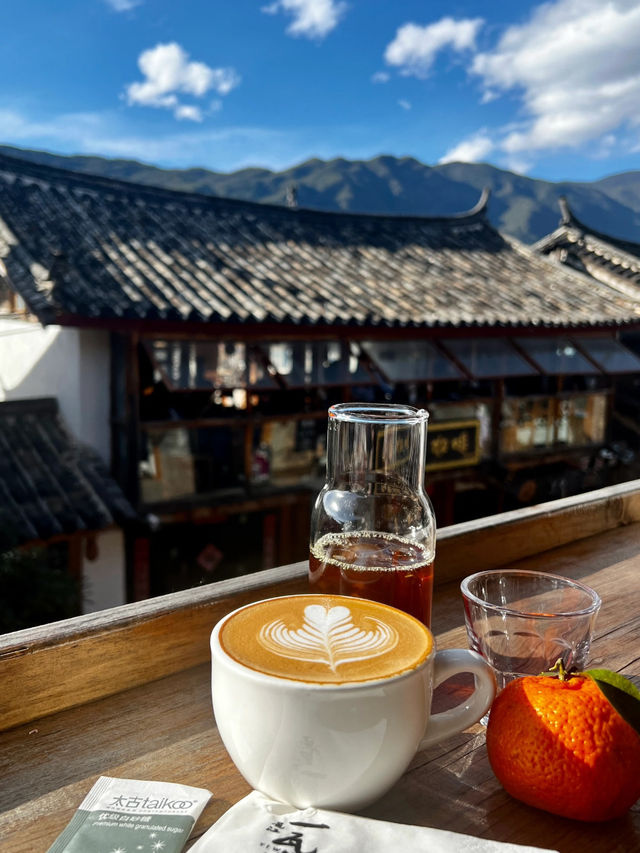 ☕ Must-Visit Cafés in Baisha Ancient Town