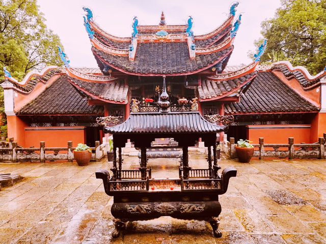 🏯✨ *Puguang Temple (普光寺): Zhangjiajie’s Ancient Zen Oasis* 🧘♂️🌸