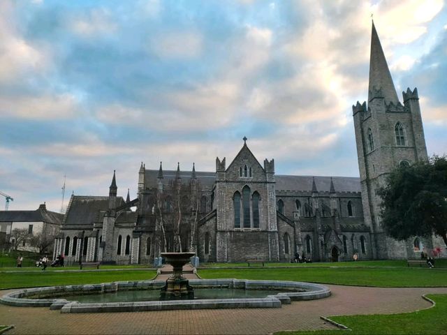 Wandering Through the Charms of Dublin City