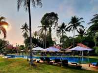 หาดส่วนตัวที่ Coral🪸 Hotel Bangsaphan