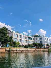 The Pearl of Erhai Lake: A One-Day Travel Guide to Nanzhao Style Island