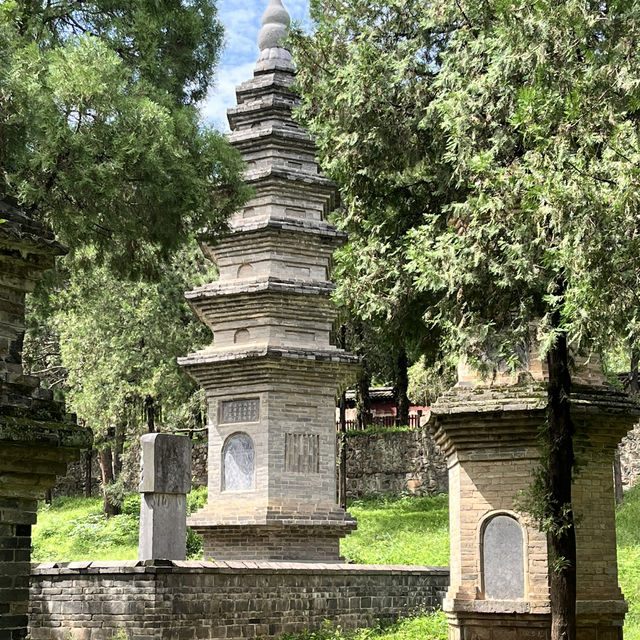 🛕 Shaolin Temple — Cradle of Kung Fu & Zen