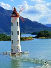 Where a Thousand Islands Touch the Sky