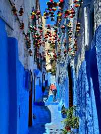 Wandering the Blue Alleys – The Magic of Chefchaouen 💙