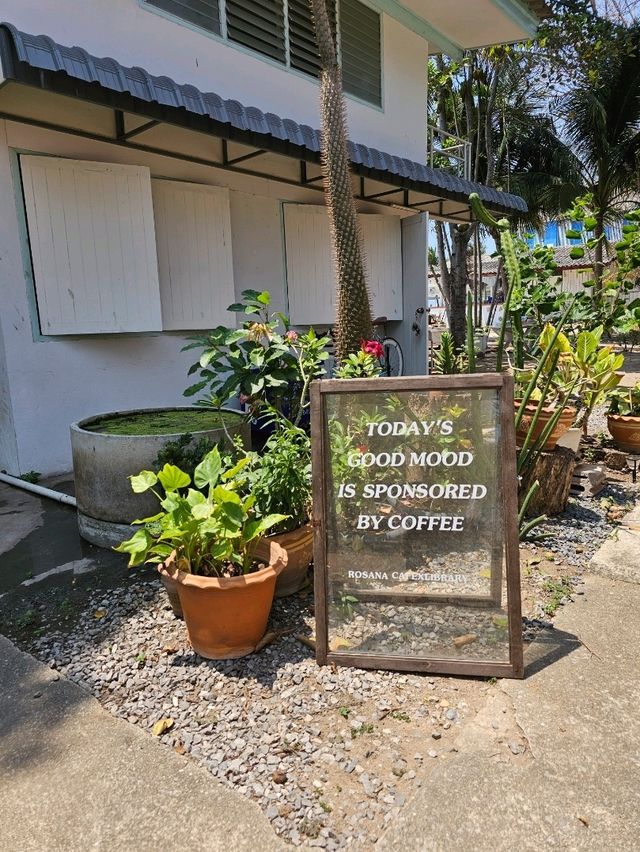 Rosana cafe X Library | ประจวบคีรีขันธ์