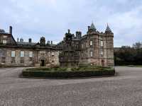 Exploring the Grandeur of Holyrood Palace: A Royal Scottish Experience