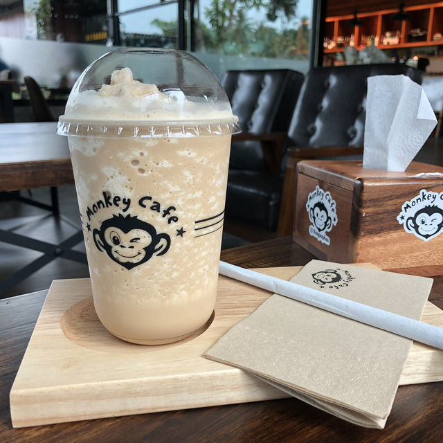 🐒 ชิลล์กับกาแฟที่ Monkey Cafe บางสะพาน