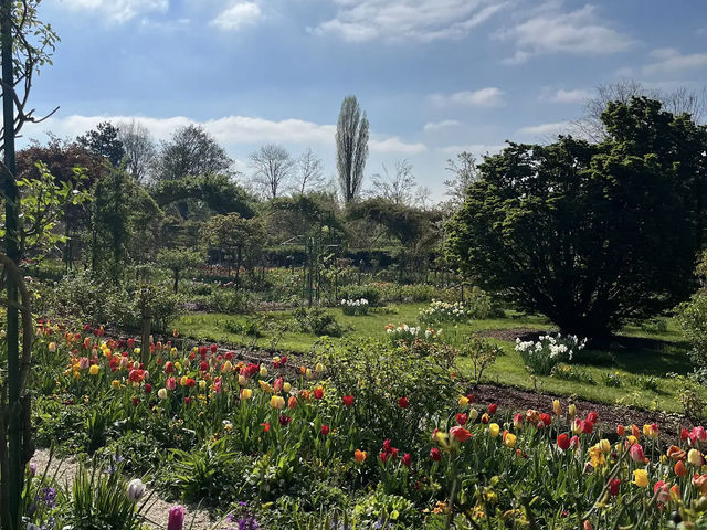 Claude Monet's House and Gardens - Giverny