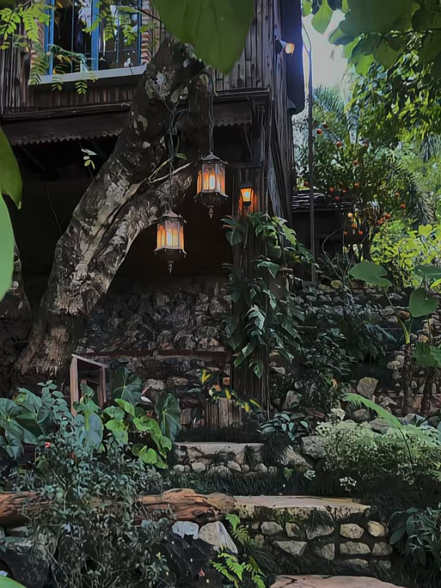 อควาเทล คาเฟ่ เชียงราย ใกล้สนามบิน