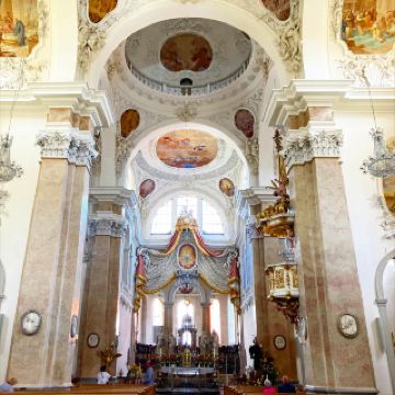 อารามเบเนดิกตินเซนต์มังจ์