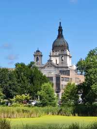 Minneapolis Institute of Art and Churches nearby