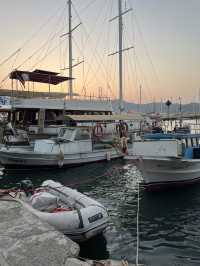 Brisk walks near the waters of Fethiye 😍