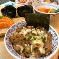 平民價🔥日本屋台丼飯刺身，激高質~
