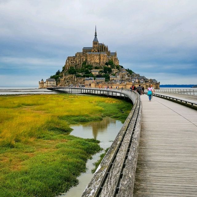 Mont Saint-Michel: A Journey into History and Wonder