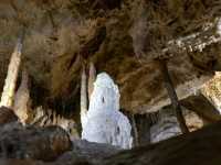 ท่องดินแดนมหัศจรรย์ใต้พิภพในถ้ำ Cave of Han