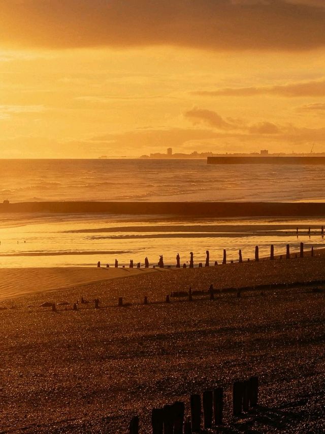 🌊 Discover the Charm of Brighton Beach 🏖️