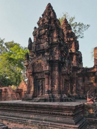 Banteay Srei Temple: The Jewel of Khmer Art