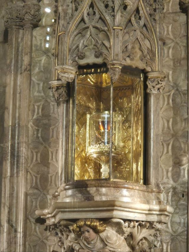 Els Secrets de la Catedral: From Gothic Grace to the Holy Grail