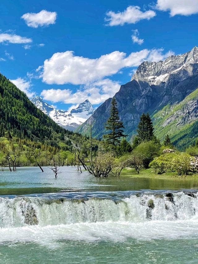 ⛰️ Mount Siguniang National Park – The “Alps of the East” in Sichuan’s Highlands