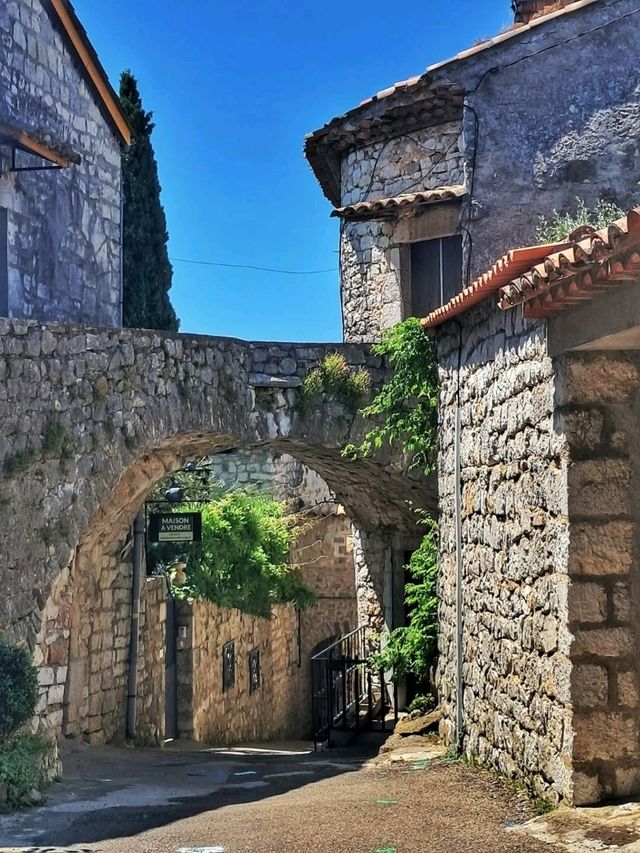 🏞️ Balazuc – Cliffside Charm in the Heart of Ardèche, France