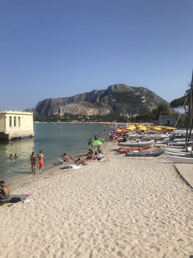 Mondello Beach Review: A Mediterranean Escape Near Sicily