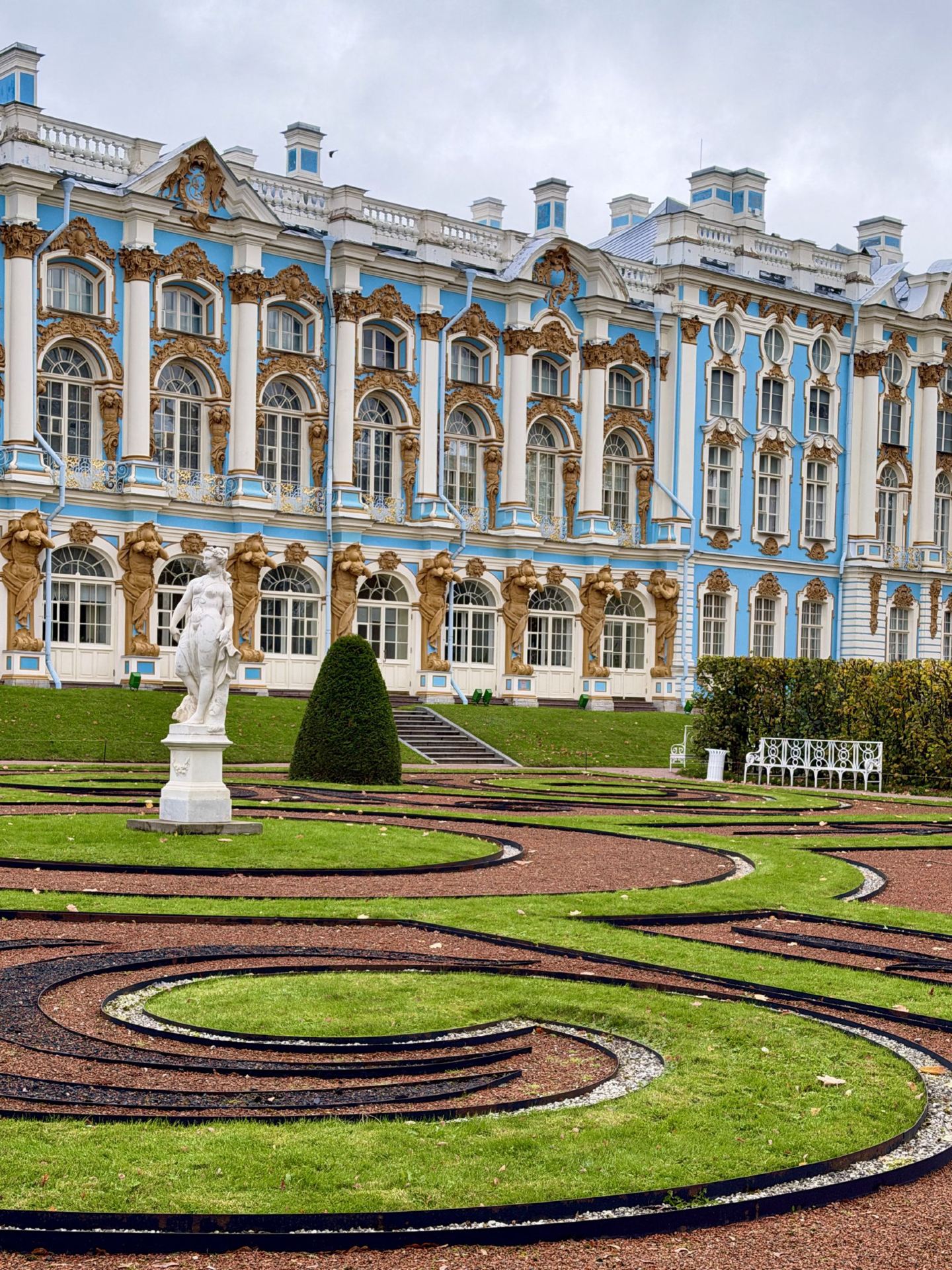 Catherine Palace: Grandeur at First Sight 💙✨