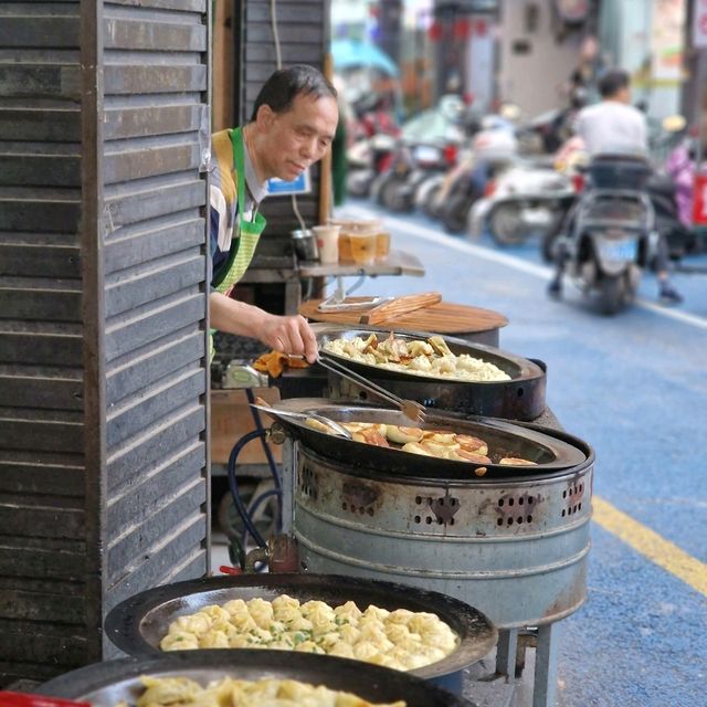 Potterying around Jingdezhen