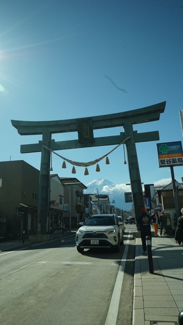 環繞富士山遊覽