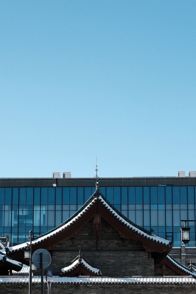 雪後的太原也很美，還有日照金山可以觀賞