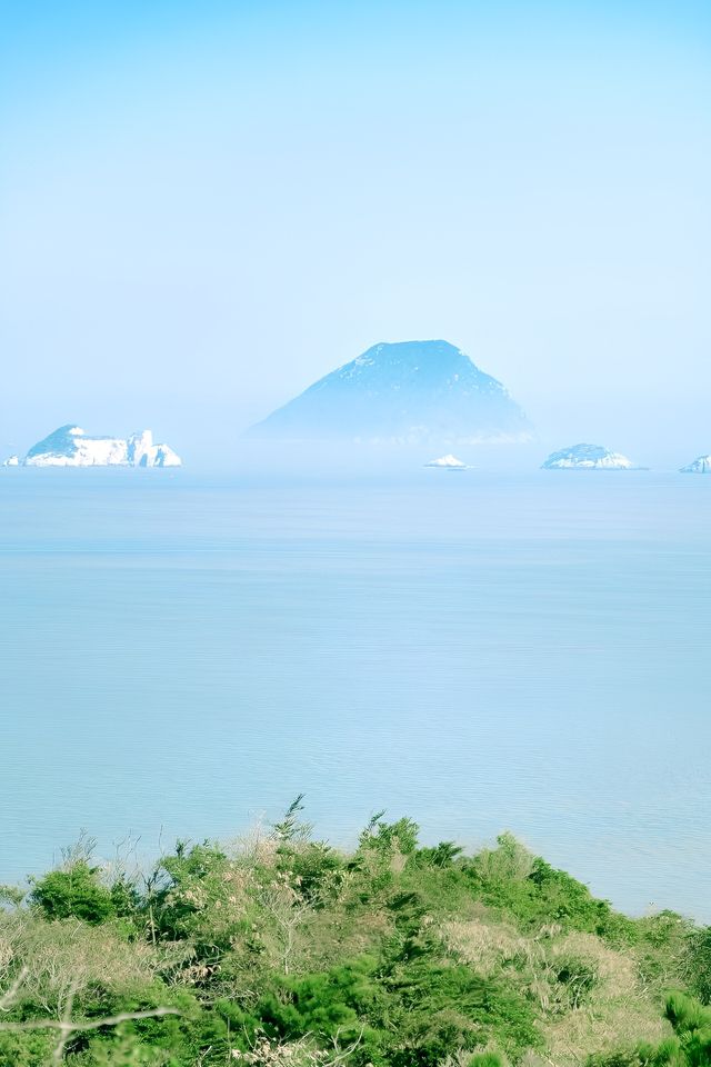 姊妹們太漂亮了冬日海岸線徒步水桶岙小環線｜浙版“麥理浩