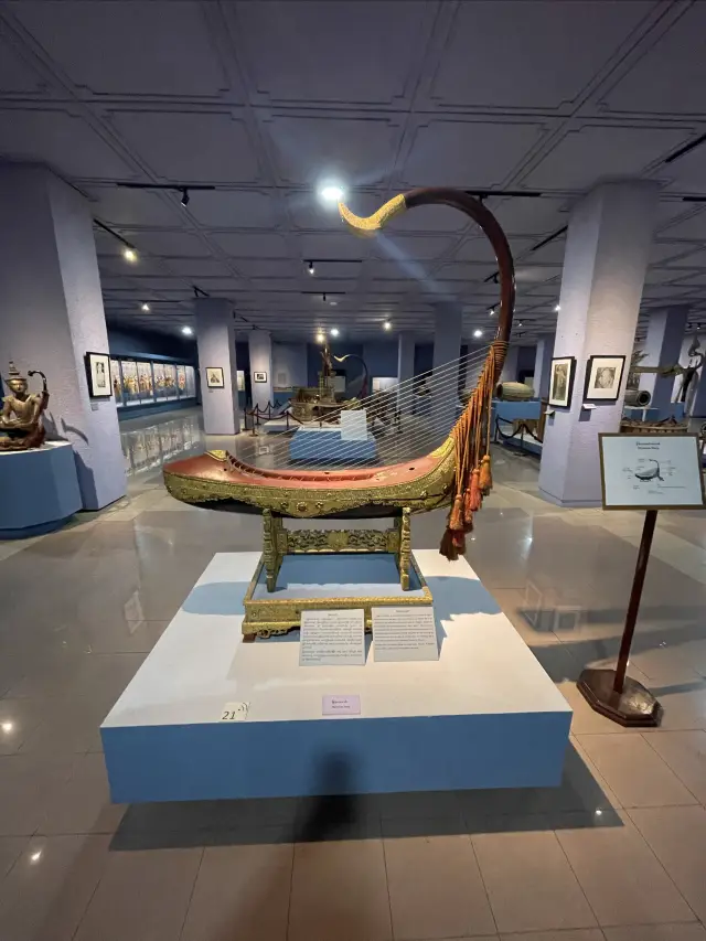 Myanmar's music and dance