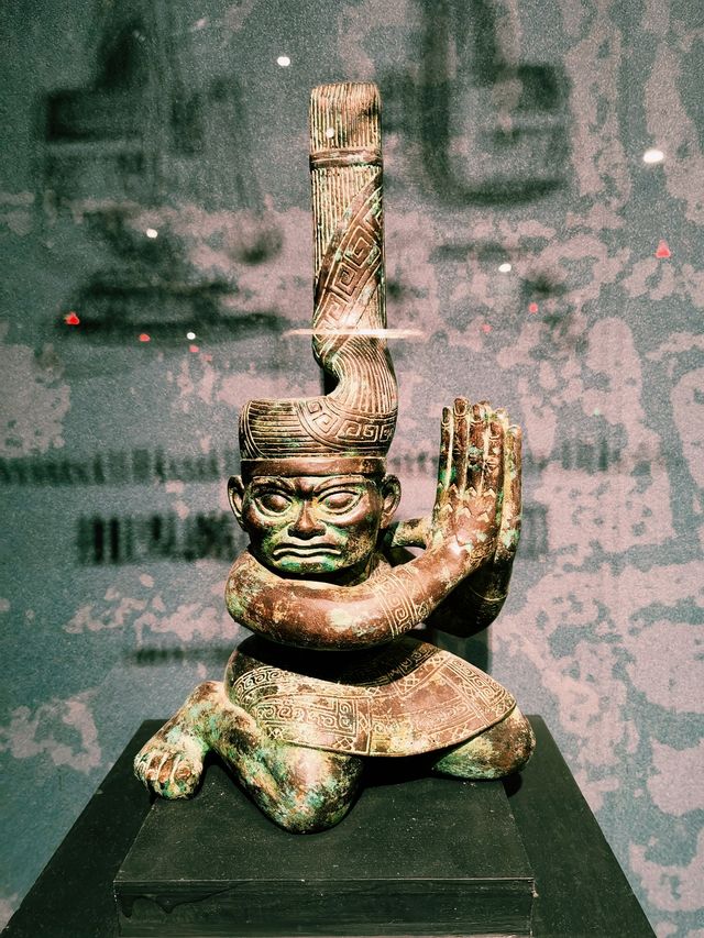遇見古蜀 | 三星堆光影展觸摸古蜀的文明