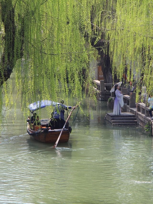 江南水鄉，水墨周莊