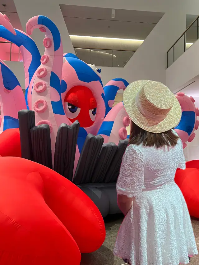 Shenzhen's New Trend Art Lobster Exhibition