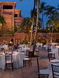 Bahamas Bliss 🌴✨: Unwind at The Cove at Atlantis!