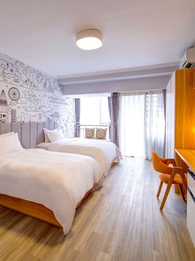 🌟 Shenzhen Staycation: Tech Park's Hidden Gem 🌟
