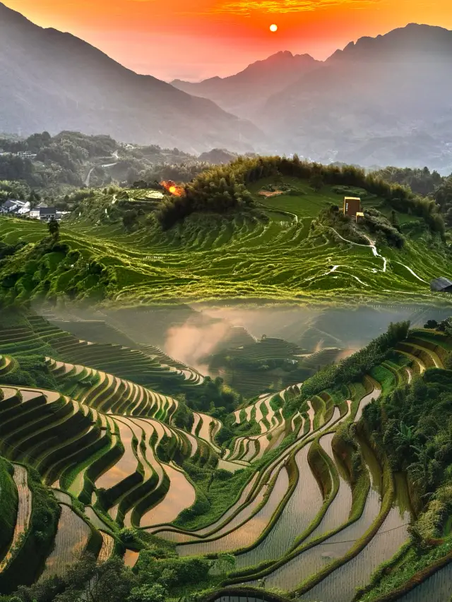 Hidden Wonderland in Jiangsu, Zhejiang, and Shanghai! The terraced fields, sea of clouds, and sunrise are breathtaking