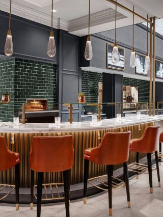 🌟 Cincinnati's Chic Sleeps: Lytle Park Hotel Highlights 🌟