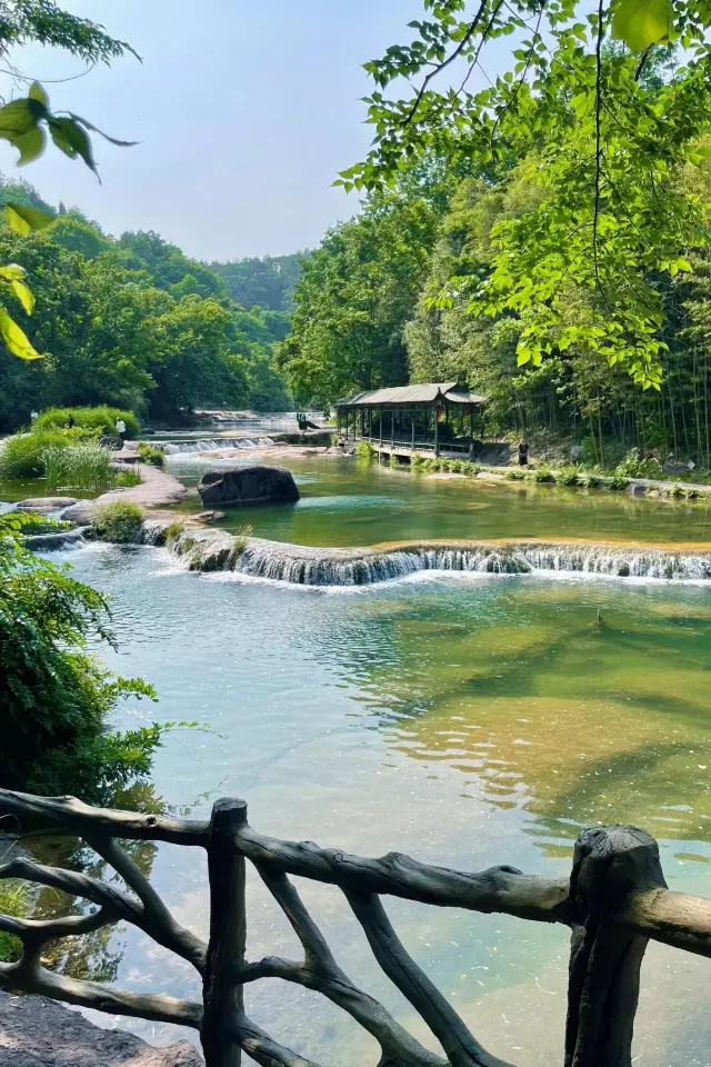 Jingmei Ren Shao Hubei Xiao Jiuzhai Travel Guide